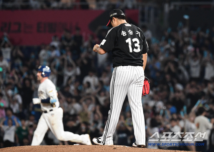  Song Seung-ki allows NC Davidson a disappointing home run