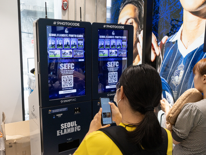 Seoul E-Land, pop-up mecca Seongsu, the first Musinsa pop-up store in professional sports!