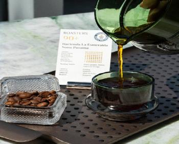 1 million won for a cup of coffee. What's the taste and aroma?