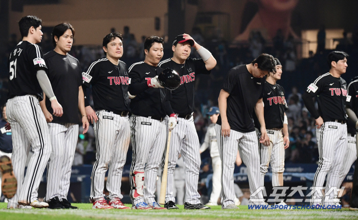 7 consecutive 4 pitches self-destruction → There is a possibility of winning the LG game, but…
