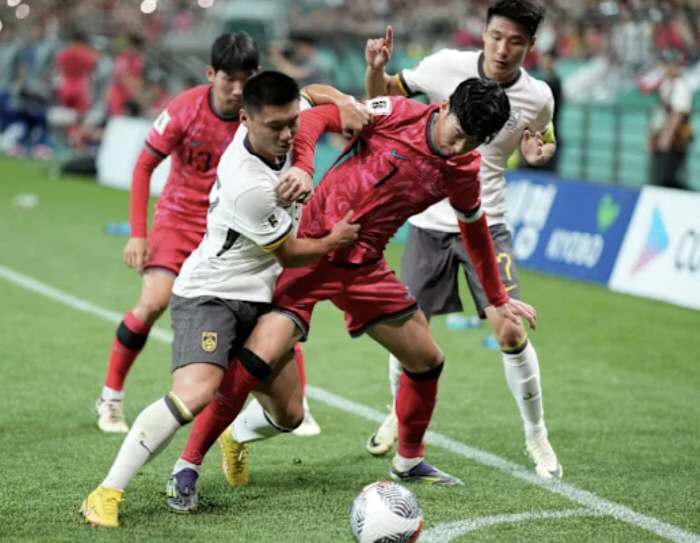 China vs Spain Worst World Cup Match Ever? But 1.4 billion people are excited! Let's talk about expanding participation in 64 countries. We can go, too
