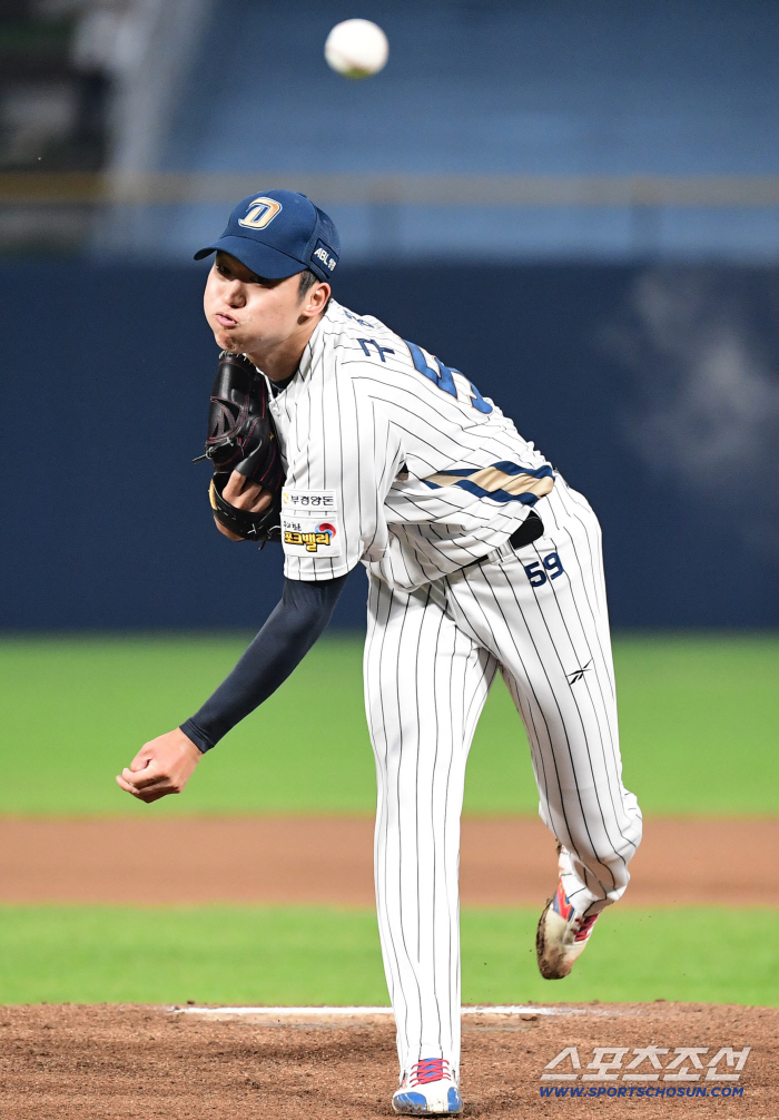 Did he get competitive because he won first place. He took the mound in the 5th inning → He threw a limited number of pitches and left the middle plate. Glass-body ace who allowed four runs in 4.1 innings. Filling in the fifth inning in the final appearance 