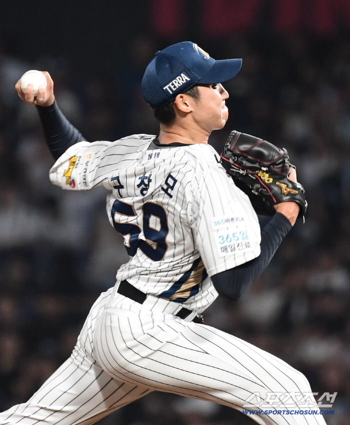 Did he get competitive because he won first place. He took the mound in the 5th inning → He threw a limited number of pitches and left the middle plate. Glass-body ace who allowed four runs in 4.1 innings. Filling in the fifth inning in the final appearance 