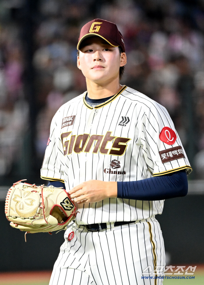 Hope for the 5th round is fading, but Na Gyun-an, you are also eliminated from the first team with elbow problems. Kim Tae-hyung's pick for tomorrow is Park Jun-woo  in his second year