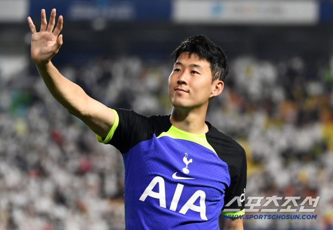 How did a Korean come in 11th place in the Ballon d'Or? Local media re-examined Son Heung-min's milestone three years ago