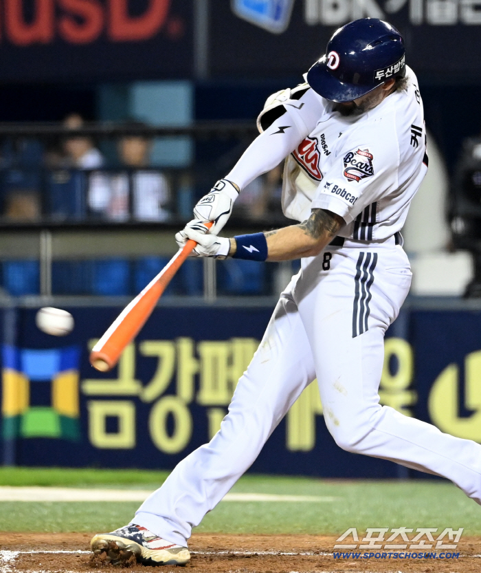 LG, are you thankful? One roof, two families laughed...Doosan also has a 10-win pitcher! Successfully added red pepper powder to Hanwha. 