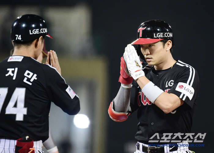 LG defeated Lotte by 111, Magic Number 3→3.5G car. Even if he loses three consecutive games in Daejeon, he will remain No. 1. Lotte's fourth consecutive victory in the quarterfinals 