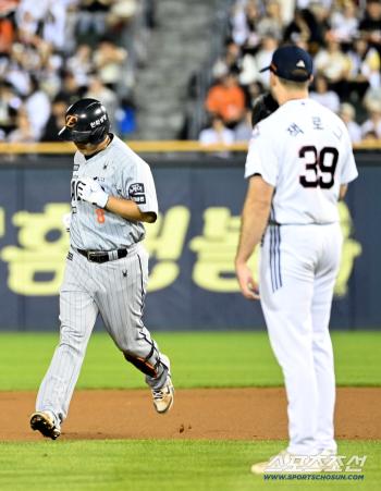  Hanwha tied to one hit in the seventh inning by Jack Rogue