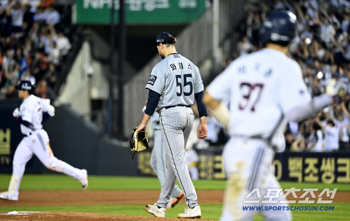  Weiss bowed his head to Kim Jae-hwan's three run