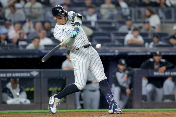 Raleigh 59 gun and Jersey 5051 gun exploded together! The AL MVP competition reached the third four-man 50-homer season in the competition