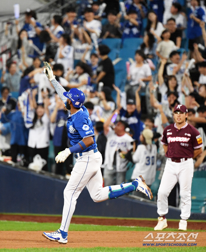 Samsung? There has never been a batter like this in KBO history 49 home runs, 150 RBIs, and Diaz, hurry up and renew the contract
