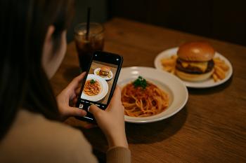 Secret to the photoshoot that brings out the emotions of Instagram