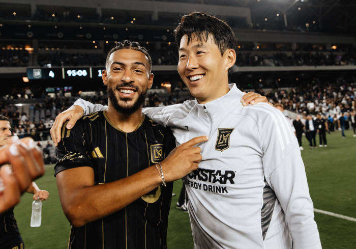 Son Heung-min is here, and the team has changed. Legendary praise! ...Heungbu Duo can win → I'll give the trophy to the coach on his way out