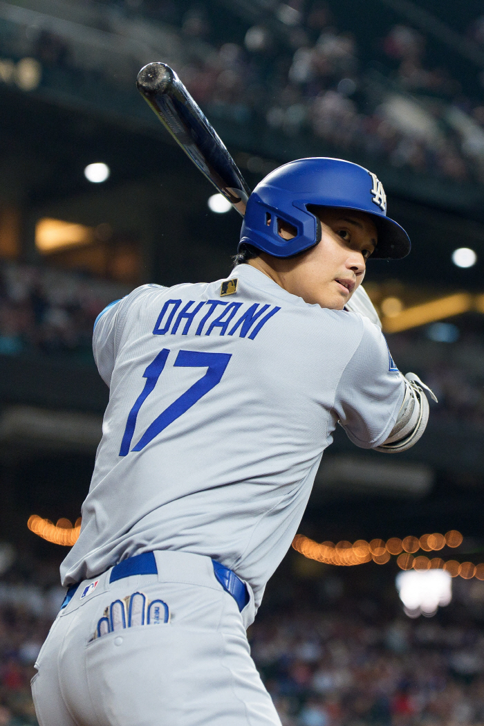 Gerrit ColeAquña → Jersey, partner to win unanimous honor with Ohtani this year, unique one-point ERA suffices