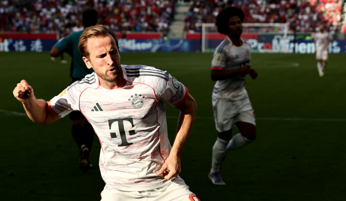 Harry Kane, Manchester United No.9? Is this real? Manchester United offer is unlikely to be rejected
