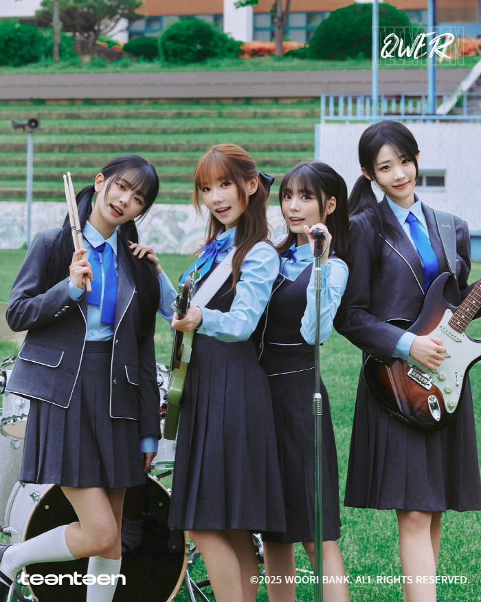 QWER Denies Similarity Problem in Light Stick Design Amid THE BOYZ Dispute