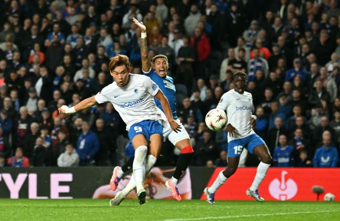 Oh Hyun-kyu, are you watching Germany? PK missed again → goal explosion...Genk overpowered Rangers 10 who fought 10 people → UEL's first win, Hwanhee