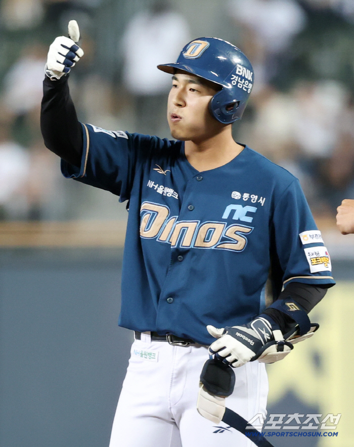  Kim Hwi-jip hit a two-run timely hit