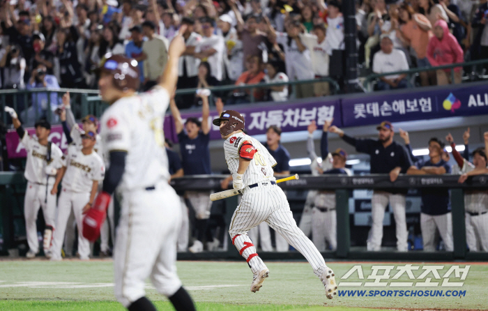  Kim Min-sung's unbelievable come-from-behind bases loaded