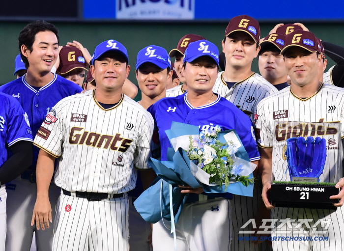  Oh Seung-hwan's Retirement Tour Lotte Kim Sang-soo. Hold on, Samsung Kim Sang-soo
