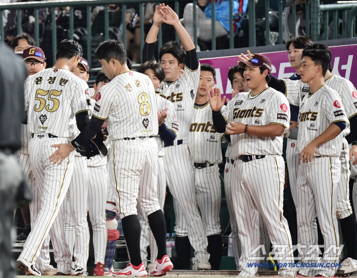  Yoon Sungbin pitched well until the 5th inning