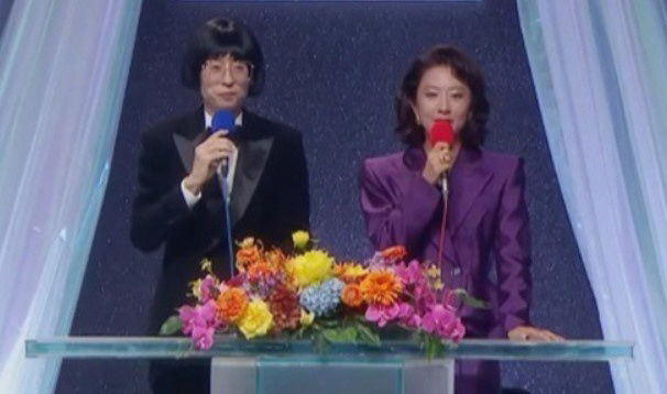 Yoo Jae-suk and Kim Hee-ae Bring 1980s Glam to MBC’s Music Festival Special