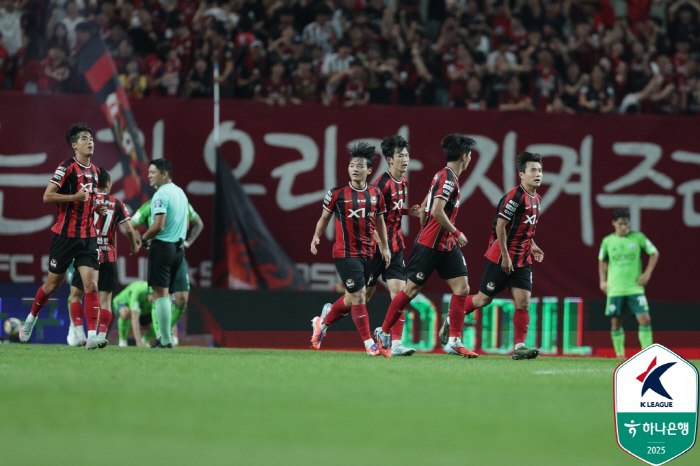  Seoul blocked Foye Jeonbuk. What's wrong with it? 11 draws with Seoul