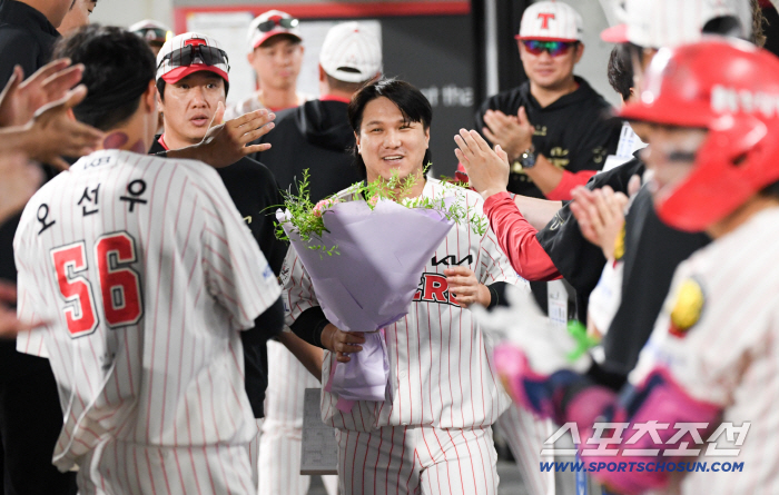 Lee Jong Beom and Lee Kang Chul.. Most! First! KIA Party, Baseball Loses 12 to NC