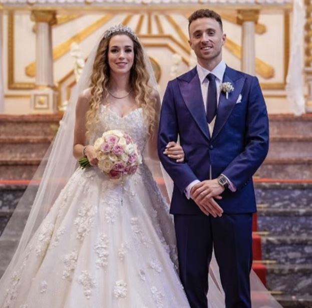 The romantic club Liverpool Jota has a two-year remaining annual salary of about 26 billion won → rarely seen in the soccer world of manager Slot to wife X children