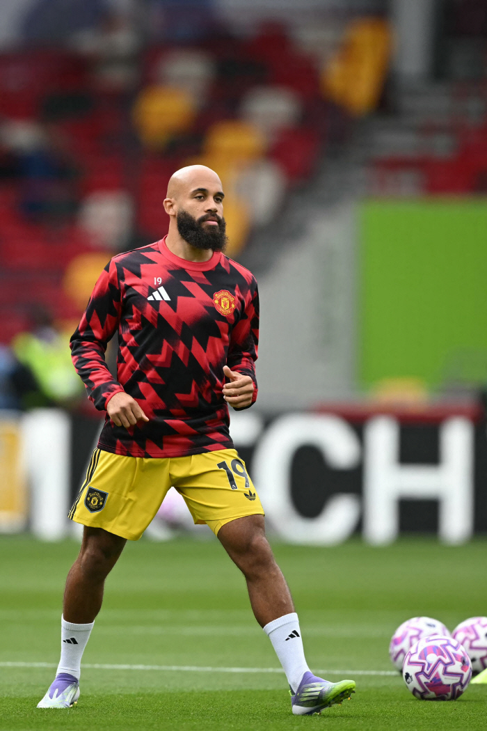 Completely different from other players, the next Manchester United captain is this player...Director Amorim's trust is unlimited