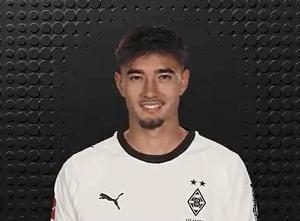 It was a beautiful header  Kastroff's crazy Bundesliga debut goal → highest rating in the team!Glatbach, 06→46 defeat