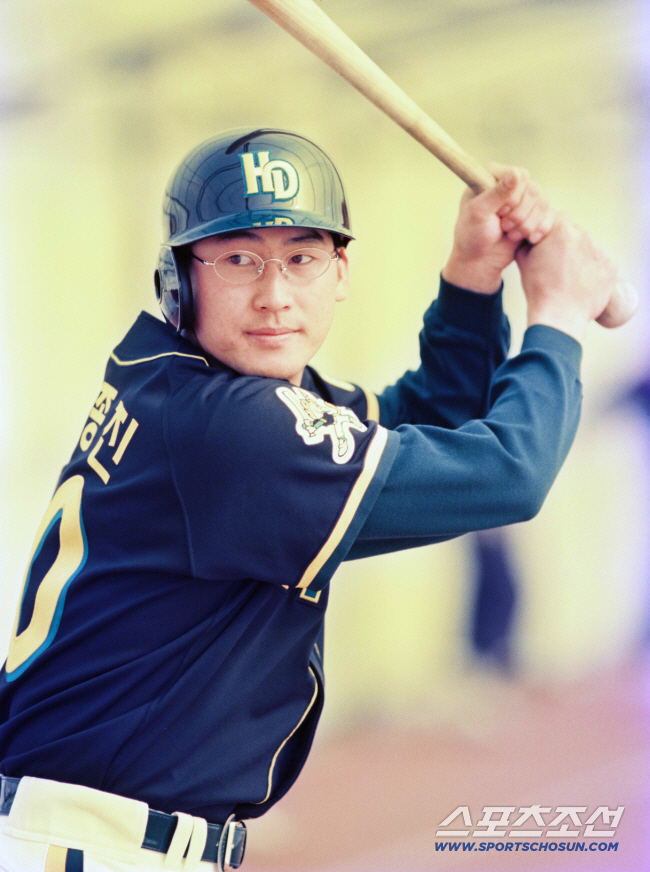 Manager Park Jin-man must be jealous. Congratulations, Jong-jin, who joined Hyundai. 