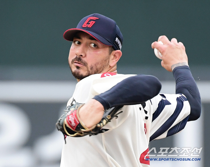 Six wins, one win for Tolhurst, and the importance of foreign pitchers that Velazquez showed again. Farming will be decided in August