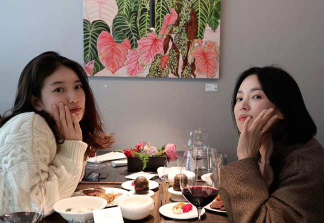Song Hye-kyo, thank you for receiving two pairs of socks from ♥ Su-ji. It's warm
