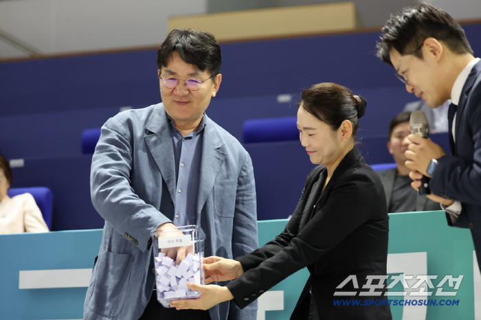 Thanks to Chairman Cho Yang-ho's legacy and Kim Ji-yu's heartfelt thank-you letter from Ilwoo Bae, the No. 1 elementary school player in the table tennis competition