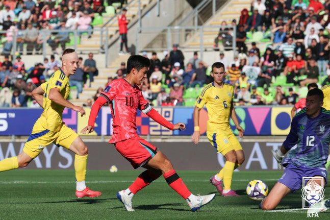 Two runs in 16 minutes  Kim Myung-joon's comeback goal Lee Chang-won-ho cried to Ukraine in the first round of the U20 World Cup with 12 losses