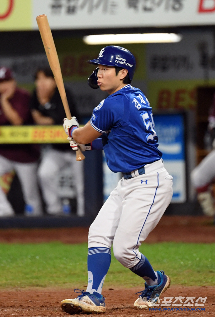 Worst Constipation Baseball, but Samsung defeated Kiwoom to win the final round of the tournament, and the fourth place is a green light. 