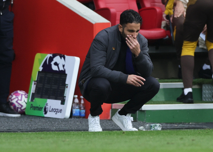 27.27% win rate is so disappointing Man Utd are appalled...I thought you were going to have a successful season, but the locker room crisis