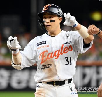ERA 0.62 Let's catch a Hanwha killer. Hanwha and LG deploy five left-handed players, including Son Ah-seop, Liberato, Moon Hyun-bin, in the final match (Daejeon site)