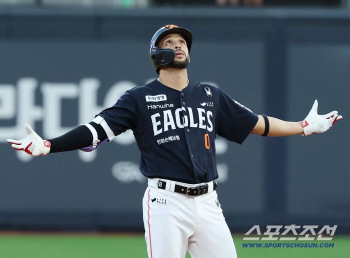 ERA 0.62 Let's catch a Hanwha killer. Hanwha and LG deploy five left-handed players, including Son Ah-seop, Liberato, Moon Hyun-bin, in the final match (Daejeon site)