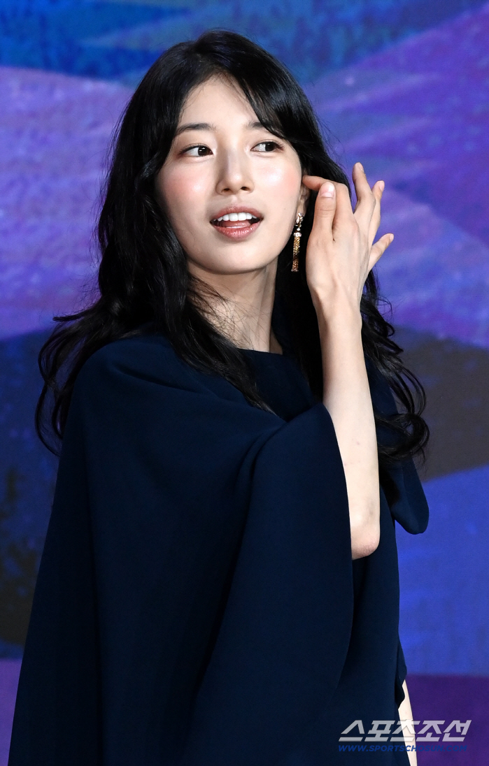  Suzy, I look pretty today