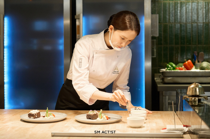 Yoona Crowned ‘Trustworthy Actress’ After Global Success of ‘Bon Appetit, Your Majesty’
