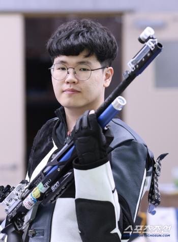 The birth of the Disability X Non-Disability Perfect Shooting National Army! Deaf Kim Woo-rim is the 2nd place winner of the 10m air rifle! I am proud of the chairman of the Paralympics, Jeong Jin-wan.It gave us all dreams and hope