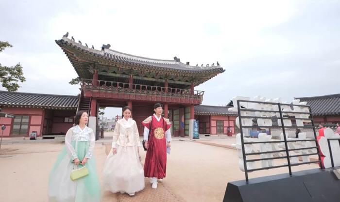 Chun Myung-Hoon Meets Miss China Sowol Cousin Sister…Call me your brother-in-law. (Bridesmaid's class)