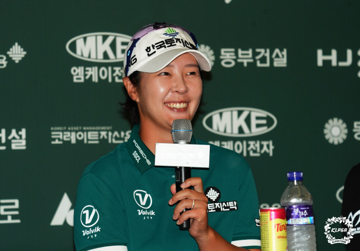Green is small, but can you be aggressive? MZ defending champion's pleasant answer to the eldest's unexpected question (2025 Dongbu Construction · Korea Land Trust Championship)
