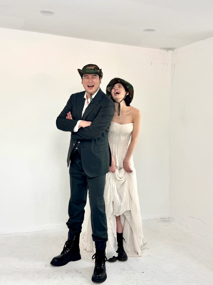 Lee Jang-woo, did you succeed in dieting…♥ Cho Hye-won and wedding photo book bragging about her jawline 