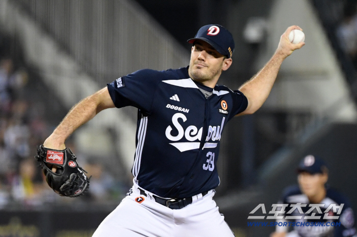 LG failed to win again today. 3 hits, 2 double plays, 0-6 loss to Doosan. All-out Colerbin Jack Log Doosan is the beauty of Yoo Jong.