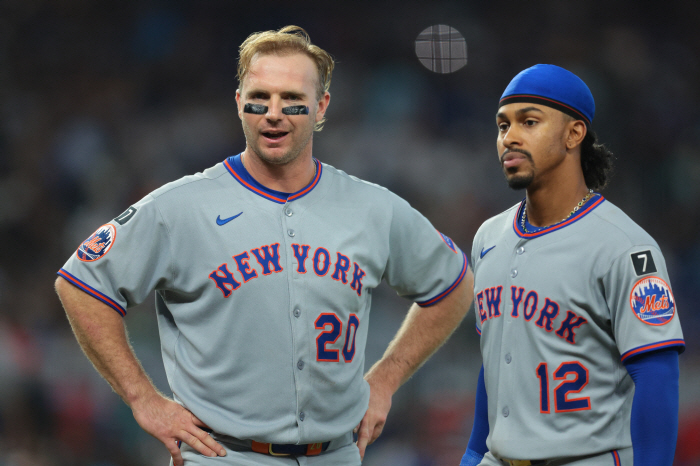 New York M leaving behind the coach who led the worst season, leaving the best-performing big guns and going backwards