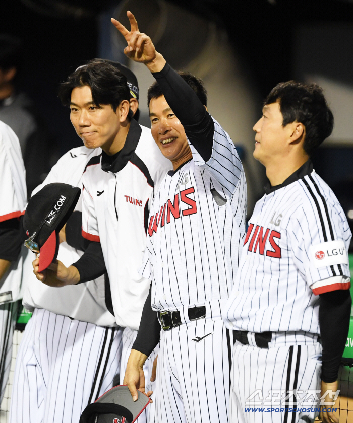  Coach Song Ji-man, welcome to say hello