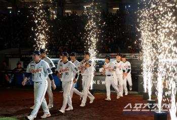  Hanwha, who won the final home match, thank you to the fans